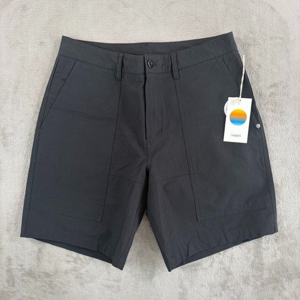 Vuori Performance Stretch Woven Barren Shorts in Black Men 30 Canvas NWT $98